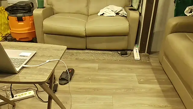 overaveragefreak4you online show from 02/17/26, 04:42