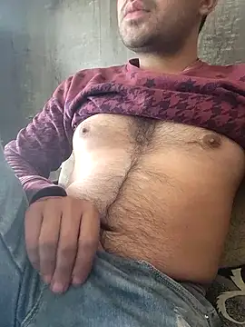 Snapshot of 77fuckerboy_ chatting on 02/15/25, 04:47 77fuckerboy online show from 02/15/25, 04:47