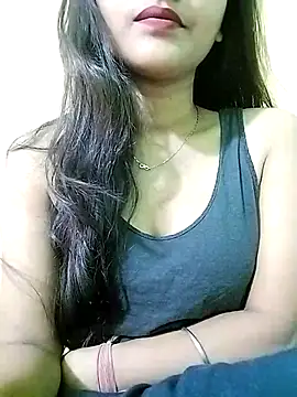 MISSQUEEN48 online show from 02/15/25, 05:41