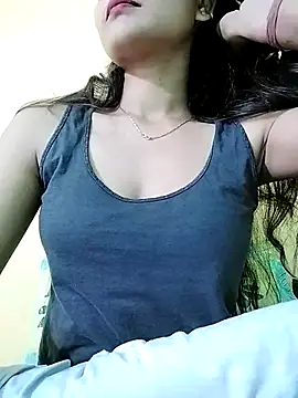 MISSQUEEN48 online show from 03/03/25, 05:20