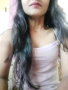 MISSQUEEN48 online show from 03/22/26, 07:45