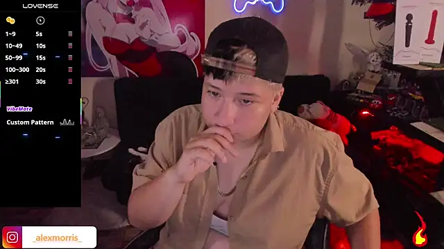 Snapshot of _AlexMorris chatting on 10/30/25, 06:59 AlexMorris online show from 10/30/25, 06:59