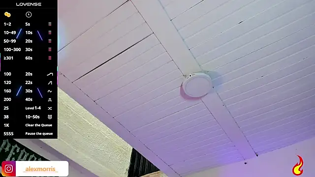 Snapshot of _AlexMorris chatting on 11/24/25, 05:45 AlexMorris online show from 11/24/25, 05:45