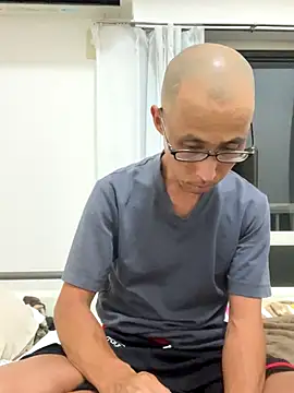 Snapshot of inukeno1031 chatting on 09/12/25, 03:12 inukeno1031 online show from 09/12/25, 03:12