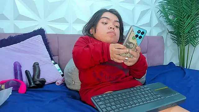 Michelle Brooks online show from 01/10/25, 11:29