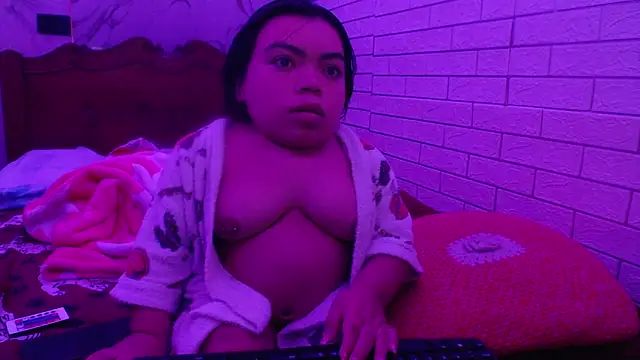 Michelle Brooks online show from 02/13/25, 02:12