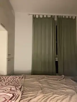 Snapshot of alexaandreea99 chatting on 12/07/24, 01:25 alexaandreea99 online show from 12/07/24, 01:25