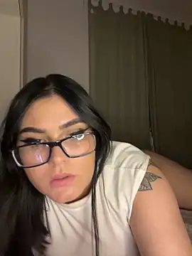 Snapshot of alexaandreea99 chatting on 12/08/24, 10:03 alexaandreea99 online show from 12/08/24, 10:03