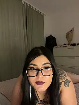 Snapshot of alexaandreea99 chatting on 12/16/24, 10:03 alexaandreea99 online show from 12/16/24, 10:03