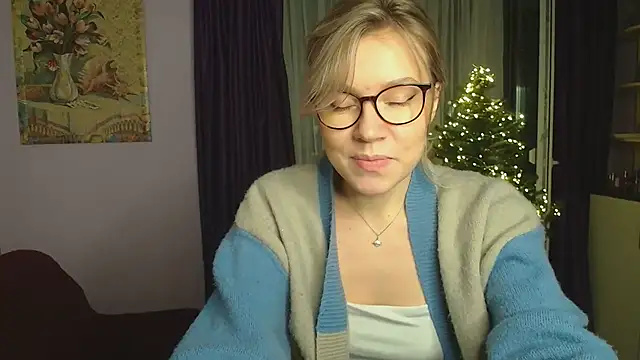 TaylorBre online show from 12/24/24, 06:17