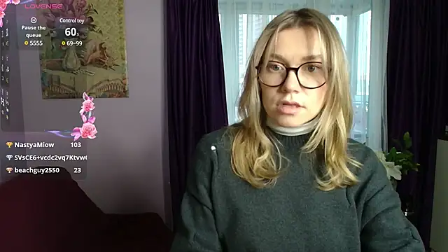 Snapshot of TaylorBre chatting on 01/21/25, 09:03 TaylorBre online show from 01/21/25, 09:03