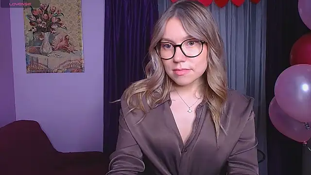 TaylorBre online show from 03/13/25, 05:18