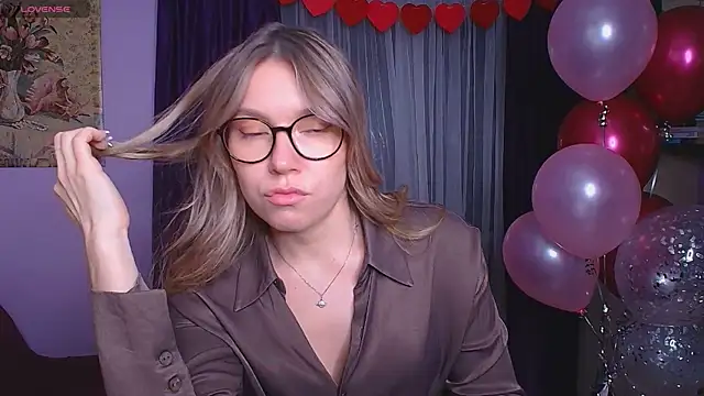 Snapshot of TaylorBre chatting on 03/13/25, 08:22 TaylorBre online show from 03/13/25, 08:22