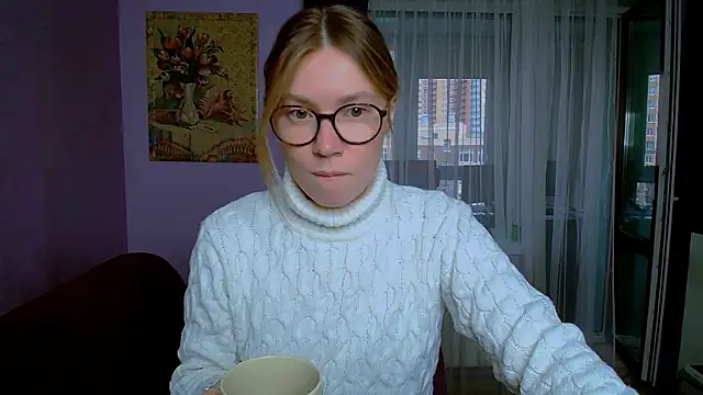 Snapshot of TaylorBre chatting on 10/05/25, 06:23 TaylorBre online show from 10/05/25, 06:23