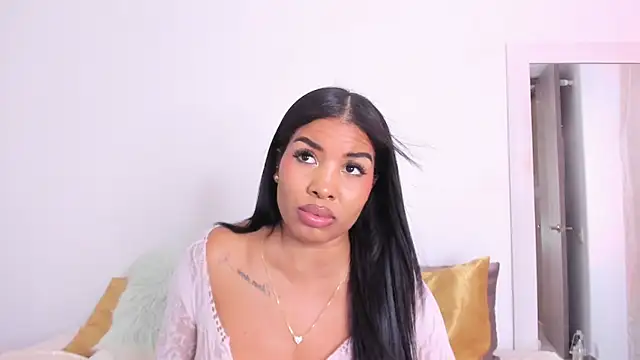 NickyBrown  online show from 03/19/25, 09:58