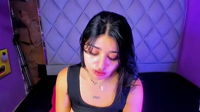 Snapshot of venusowen_ chatting on 09/26/25, 12:53 venusowen online show from 09/26/25, 12:53