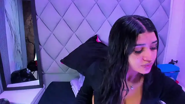 venusowen  online show from 01/19/26, 01:59