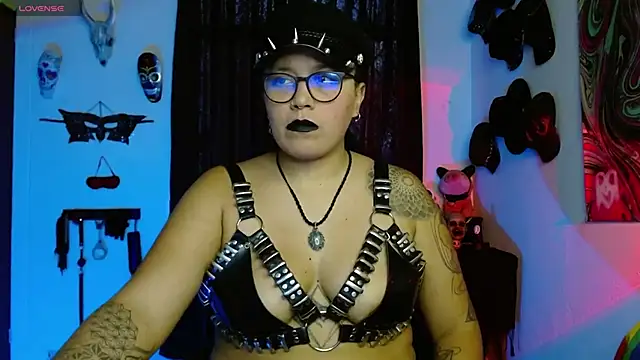 LilithSharon online show from 11/12/25, 04:40