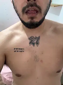 Snapshot of bomvivant2 chatting on 12/02/25, 01:00 bomvivant2 online show from 12/02/25, 01:00