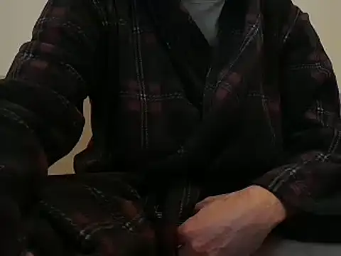 Snapshot of NATURALS2023 chatting on 02/16/25, 01:27 NATURALS2023 online show from 02/16/25, 01:27