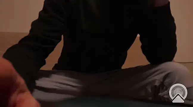 Snapshot of NATURALS2023 chatting on 02/25/25, 06:09 NATURALS2023 online show from 02/25/25, 06:09