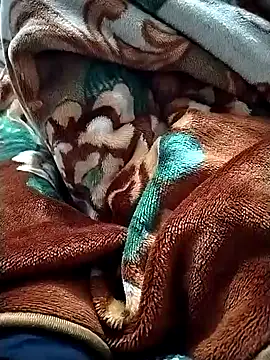 Snapshot of rkm-Hot-143 chatting on 01/19/25, 12:06 rkm-Hot-143 online show from 01/19/25, 12:06