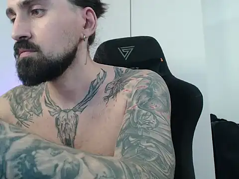 MateoHunk online show from 11/12/25, 05:24