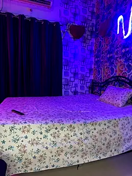 Snapshot of Hot_royalbhabhi chatting on 10/27/25, 02:54 Hot royalbhabhi online show from 10/27/25, 02:54