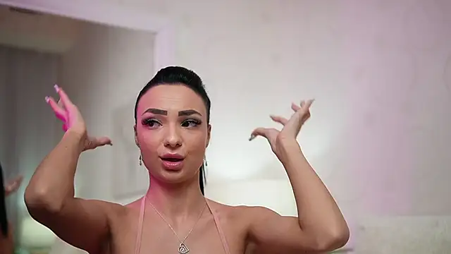 Snapshot of MaraJolie chatting on 01/18/25, 03:53 MaraJolie online show from 01/18/25, 03:53