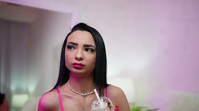 Snapshot of MaraJolie chatting on 02/09/25, 09:39 MaraJolie online show from 02/09/25, 09:39