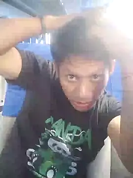 Snapshot of alexchir4 chatting on 12/07/24, 01:40 alexchir4 online show from 12/07/24, 01:40