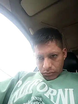 Snapshot of alexchir4 chatting on 10/08/25, 12:47 alexchir4 online show from 10/08/25, 12:47