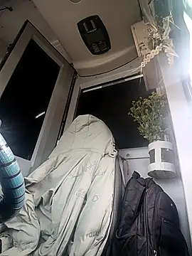 Snapshot of alexchir4 chatting on 10/30/25, 08:31 alexchir4 online show from 10/30/25, 08:31