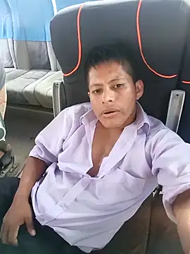 Snapshot of alexchir4 chatting on 11/12/25, 09:47 alexchir4 online show from 11/12/25, 09:47