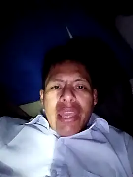 Snapshot of alexchir4 chatting on 11/19/25, 01:49 alexchir4 online show from 11/19/25, 01:49