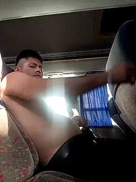 Snapshot of alexchir4 chatting on 12/13/25, 09:53 alexchir4 online show from 12/13/25, 09:53