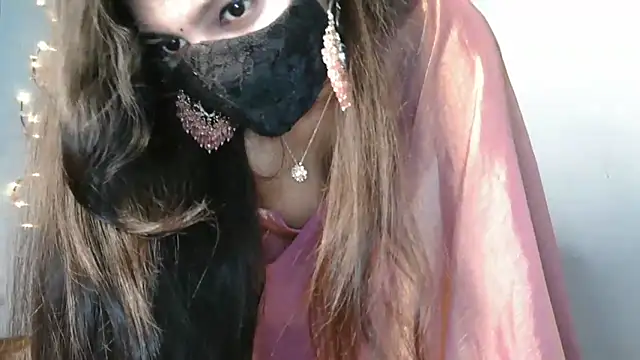 Snapshot of Reena_Singh53 chatting on 11/10/25, 12:04 Reena Singh53 online show from 11/10/25, 12:04