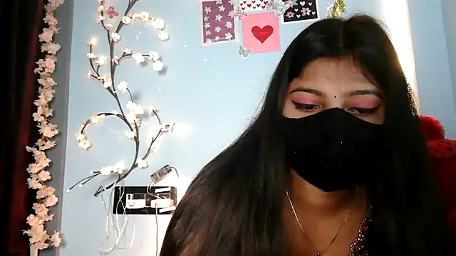 Snapshot of Reena_Singh53 chatting on 11/29/25, 01:36 Reena Singh53 online show from 11/29/25, 01:36