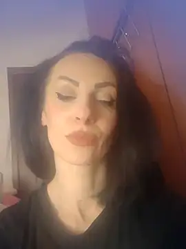 dahlia 82 online show from 02/28/25, 12:52