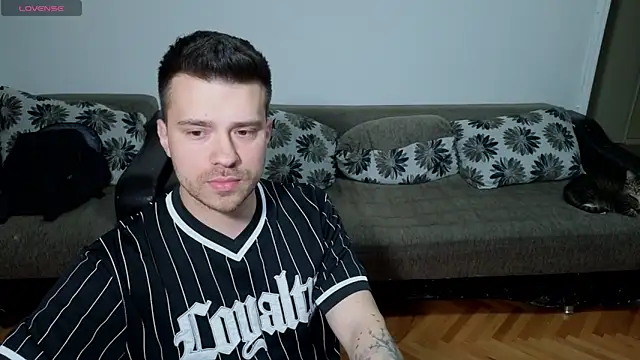 JohnnyStepBro online show from 04/21/26, 10:34