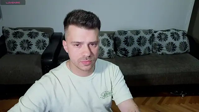JohnnyStepBro online show from 06/04/26, 07:09