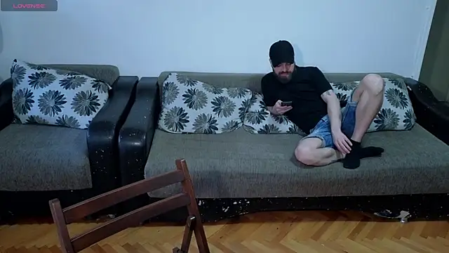 JohnnyStepBro online show from 06/18/26, 04:55