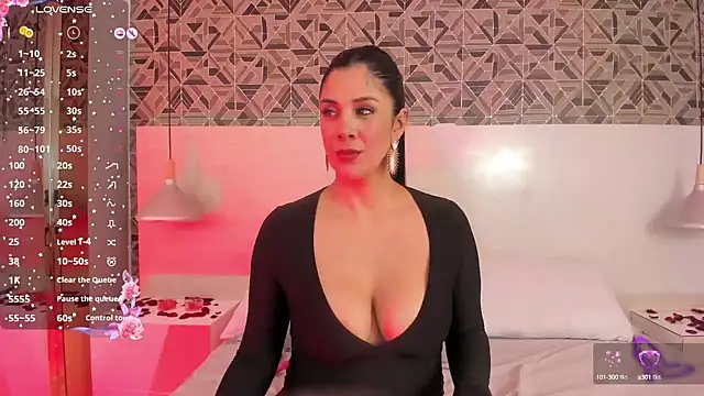 IvannaAnggel online show from 02/15/25, 04:23