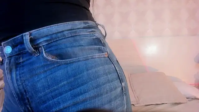 IvannaAnggel online show from 01/09/26, 12:52