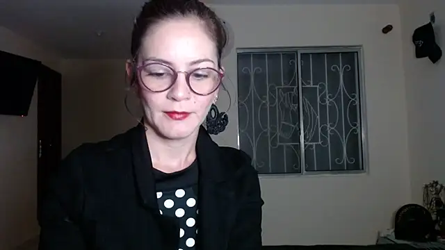 Hanny 24 online show from 12/18/24, 09:14