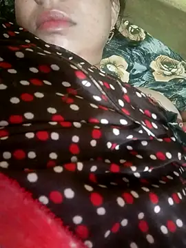 Snapshot of Hotty-queen chatting on 10/09/25, 01:47 Hotty-queen online show from 10/09/25, 01:47