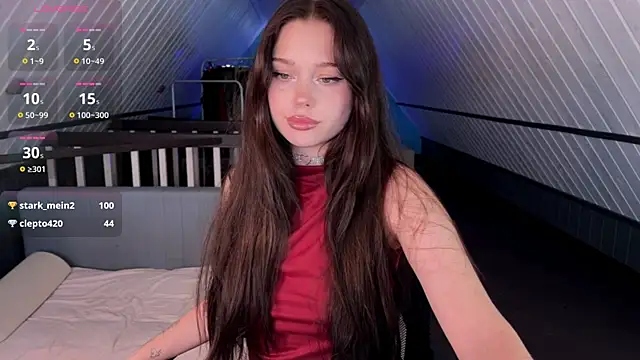 Snapshot of Lisa_Moones chatting on 07/17/26, 12:23 Lisa Moones online show from 07/17/26, 12:23
