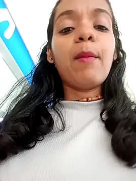 Snapshot of anitagrenn chatting on 02/06/25, 08:45 anitagrenn online show from 02/06/25, 08:45