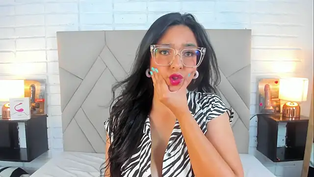 Isis Osman online show from 02/09/25, 01:35