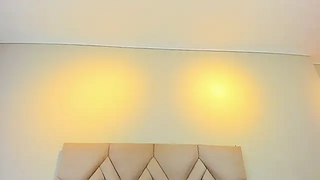 Isis Osman online show from 02/03/26, 07:19